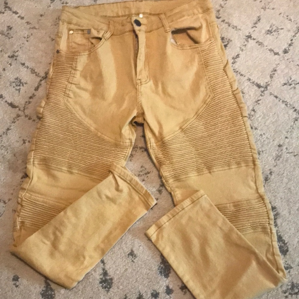 Skinny khaki jeans